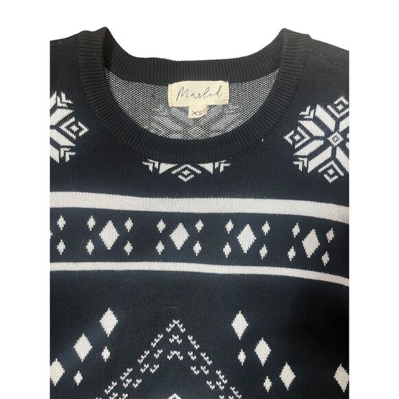 Marled Fair Isle Snowflake Winter Holiday Sweater Black White Nordic Pattern - Picture 3 of 5